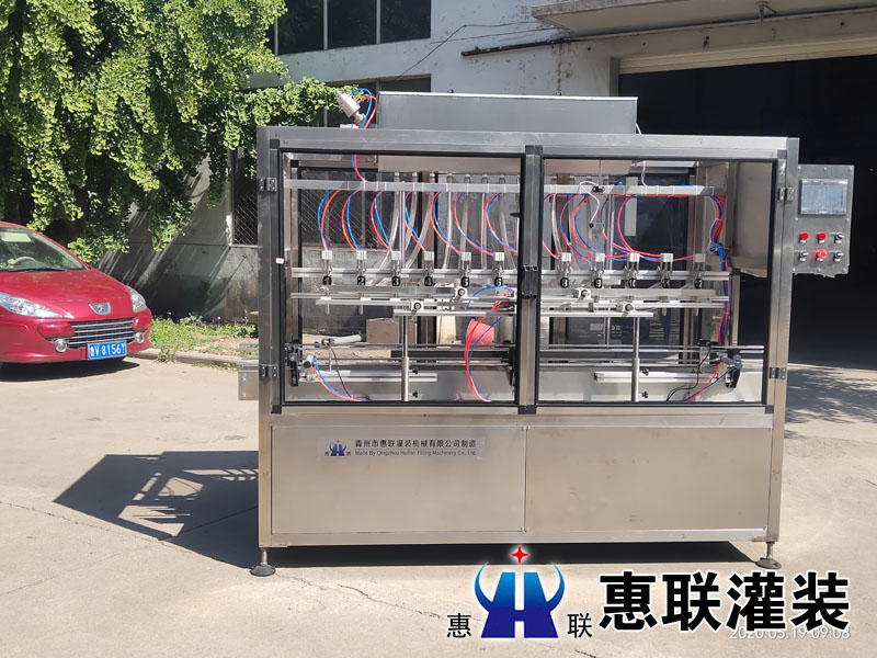 12頭直線式油類灌裝機