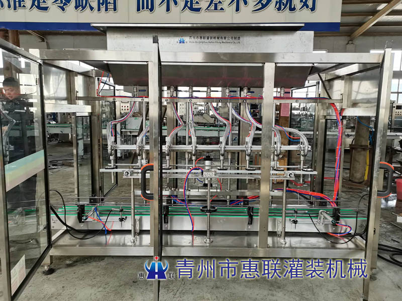 汽車(chē)尾氣潔凈液灌裝機(jī)